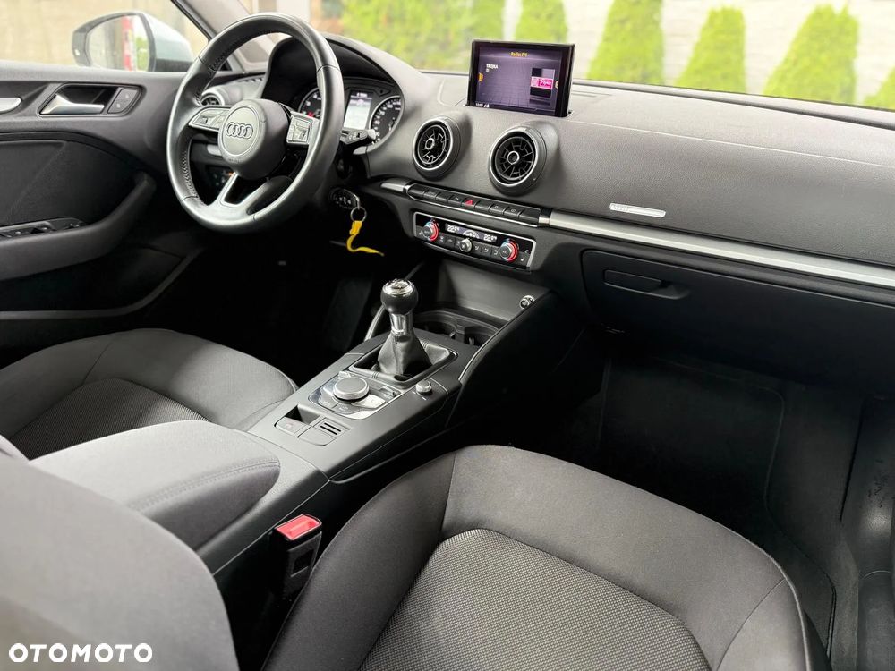 Audi A3 ver-1-0-tfsi-limousine - 10