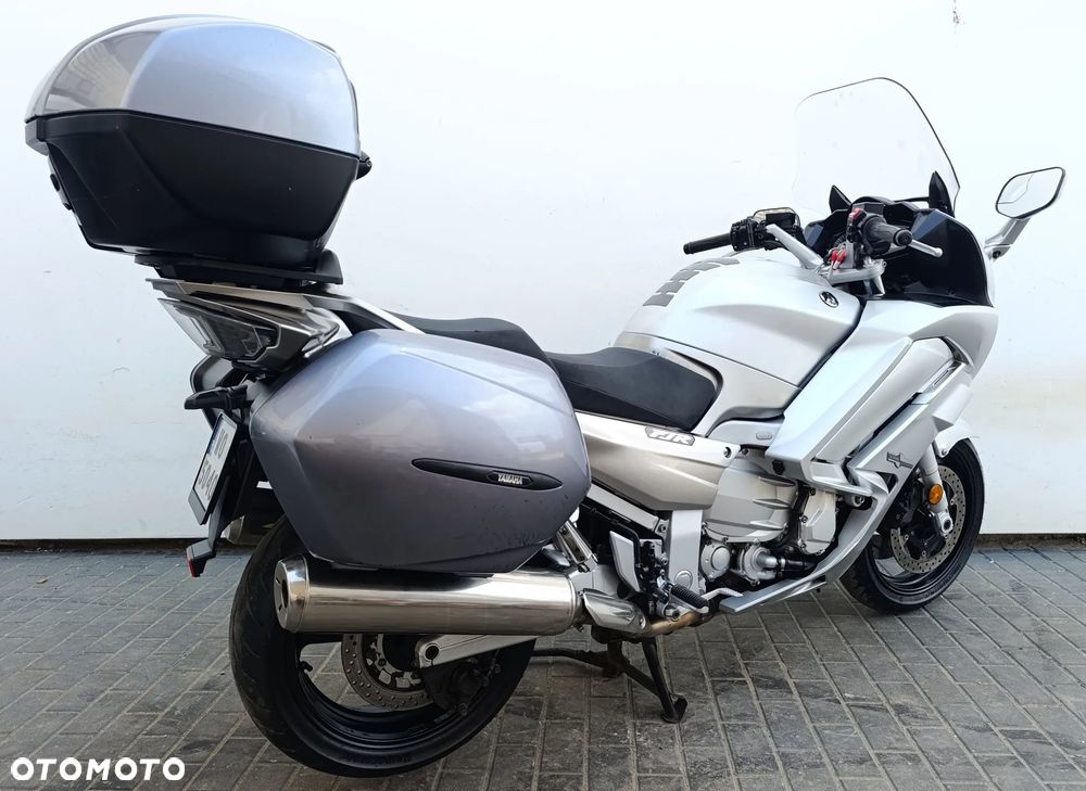 Yamaha FJR - 5