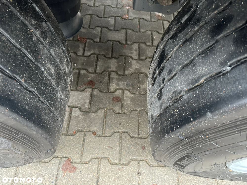 Krone SD Firanka Certyfikat XL, Dach podnoszony - 28