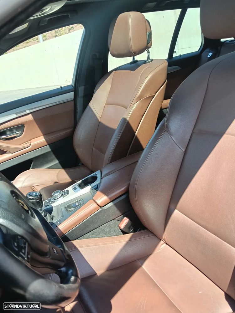 BMW 520 d Pack M - 33