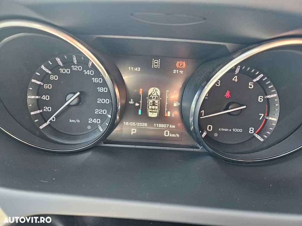 Land Rover Discovery Sport 2.0 l Si SE Aut. - 7