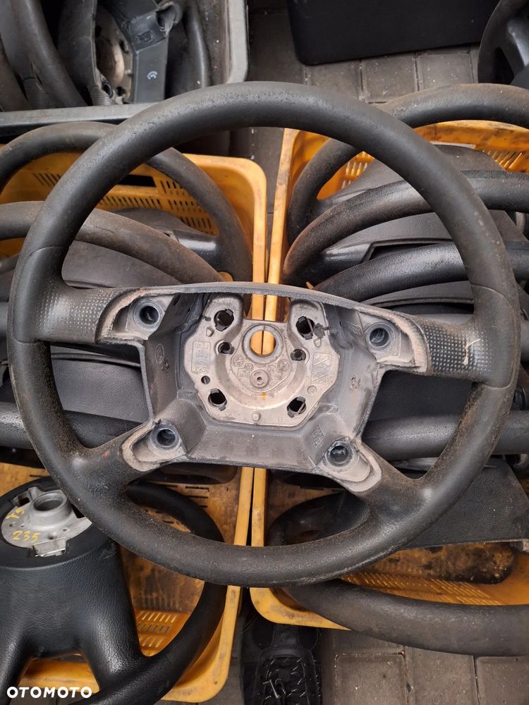 KIEROWNICA VW TRANSPORTER T5 - 1