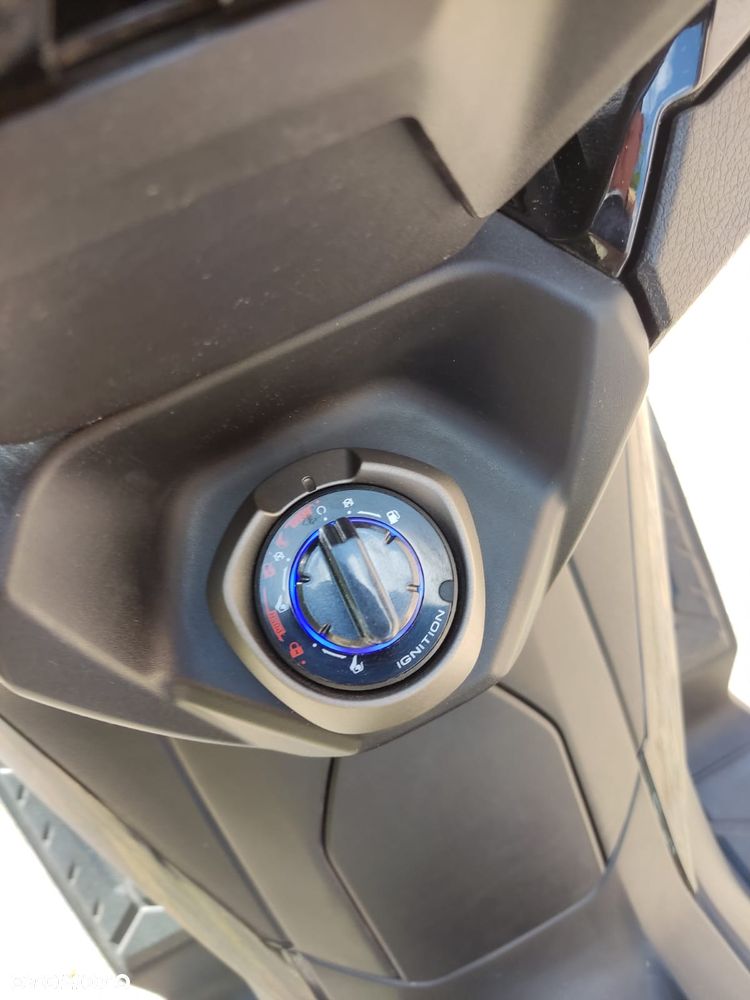 Kymco Downtown - 5