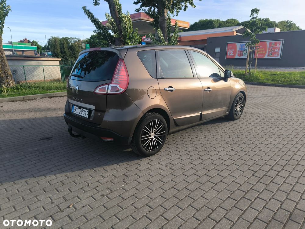 Renault Scenic 2.0 dCi Privilege - 5