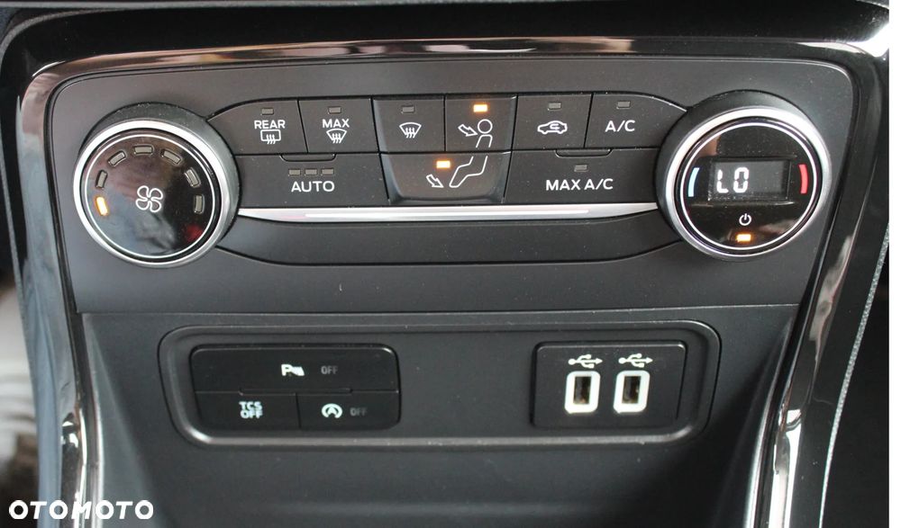 Ford EcoSport 1.0 EcoBoost ST-LINE - 31