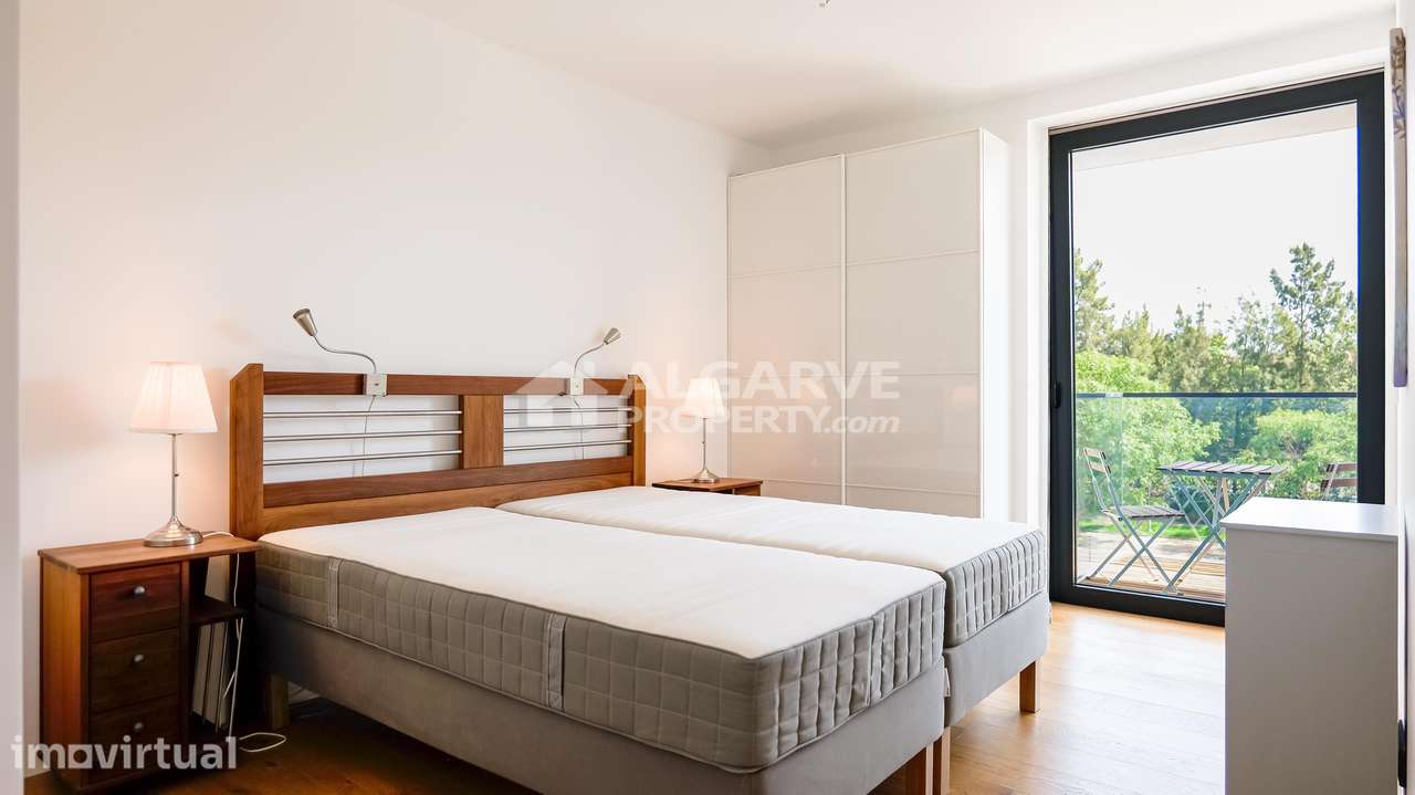 Apartamento T2 de Luxo junto da Praia e Marina de Vilamoura - Grande imagem: 4/47