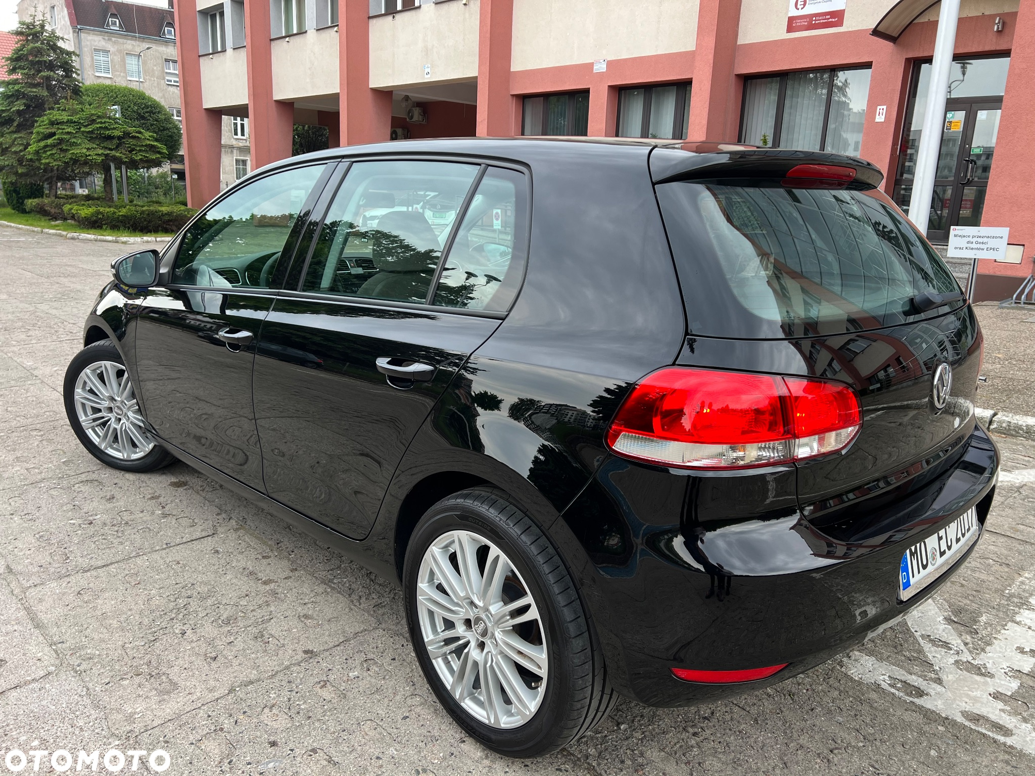 Volkswagen Golf 1.6 Comfortline - 4