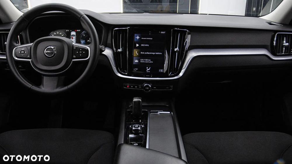 Volvo V60 B4 D Momentum Pro - 15