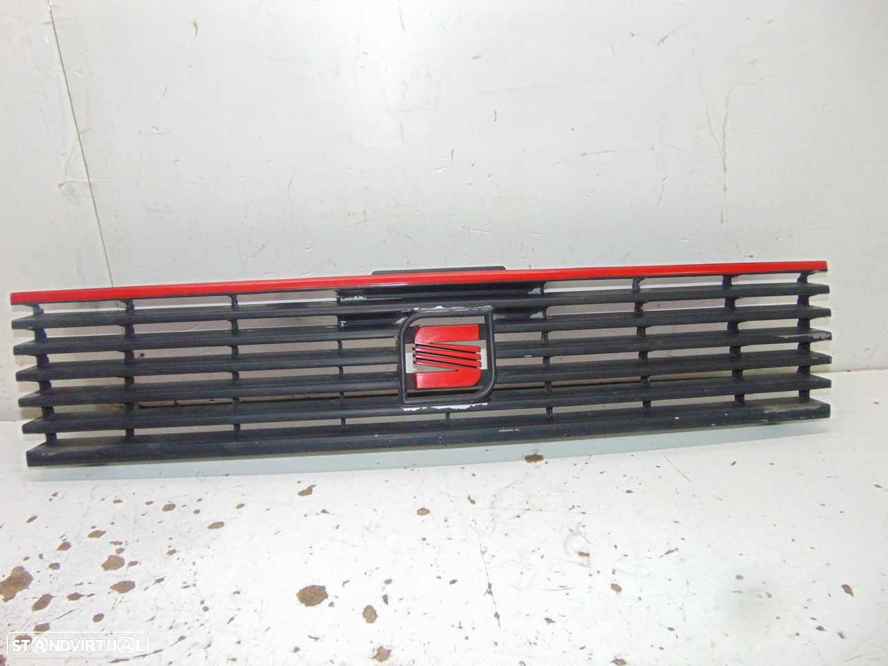Seat Malaga grelha - 1