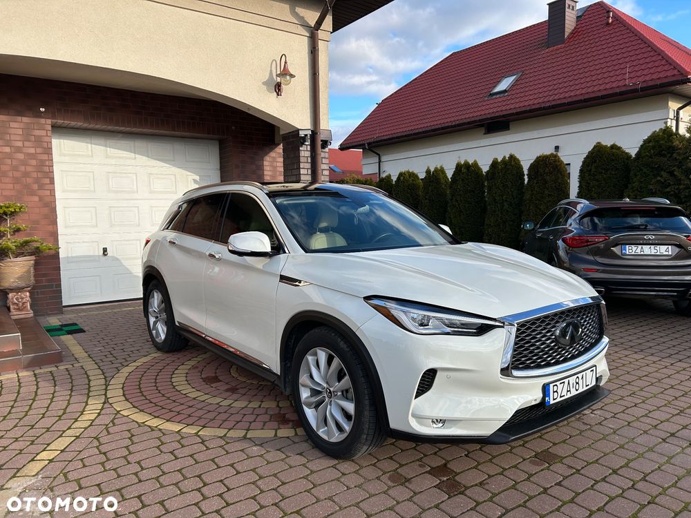 Infiniti QX30 2.0t DCT AWD Premium - 2