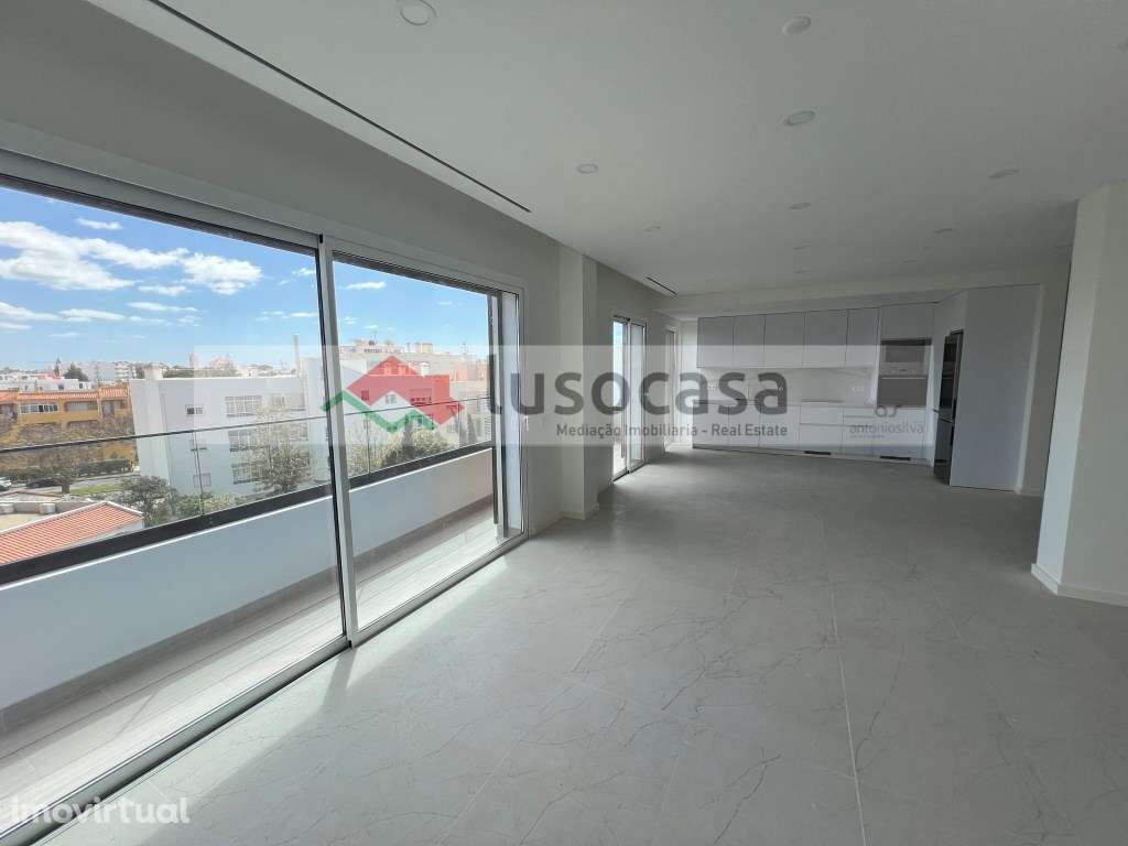 Excelente apartamento Tipo T3, com 2 W.C., 1 quarto em suite, sala ... - Grande imagem: 2/11
