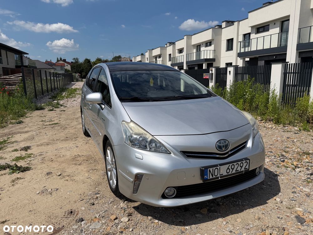 Toyota Prius+ - 30