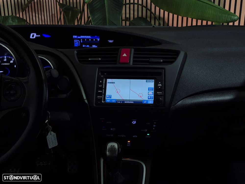 Honda Civic 1.4 i-VTEC Elegance - 27