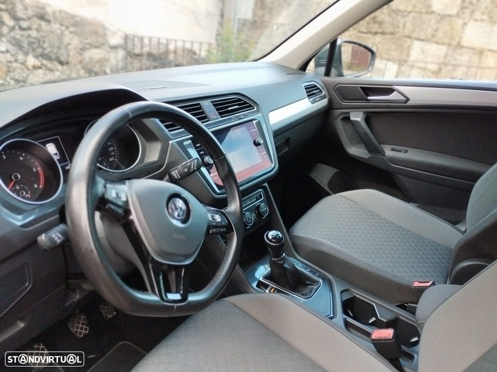 VW Tiguan 2.0 TDI Confortline - 30
