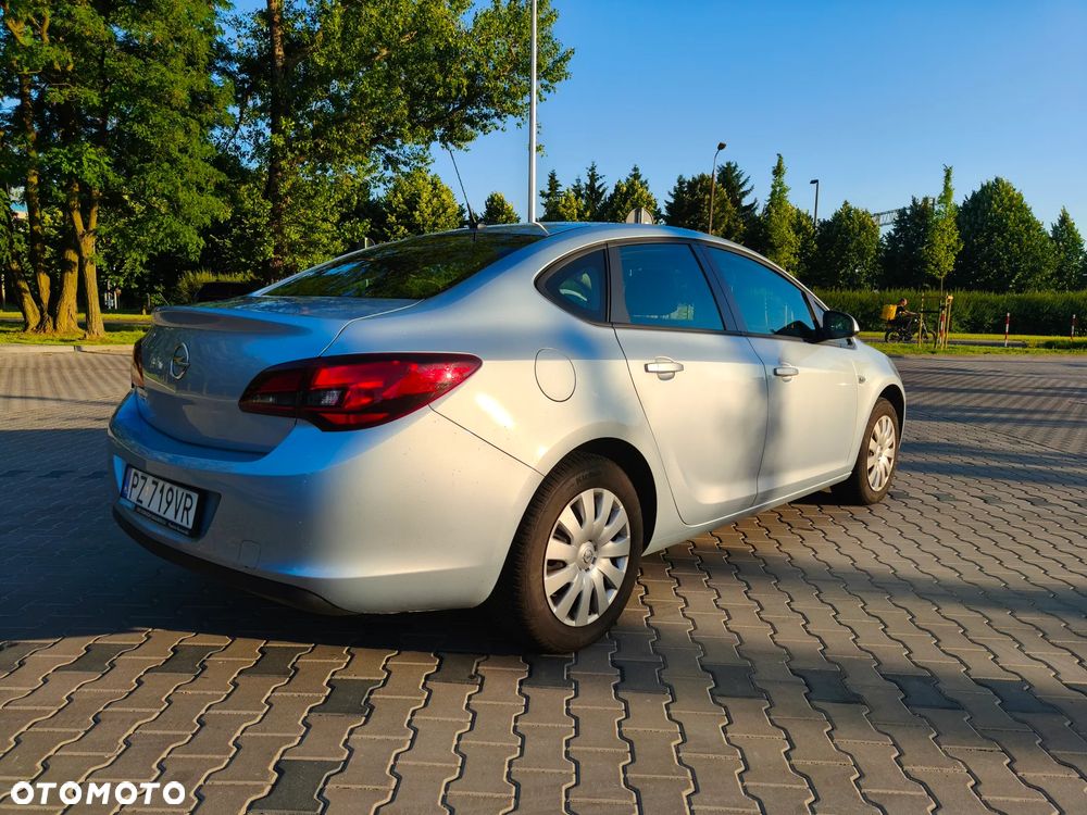 Opel Astra 1.6 Active EU6 - 6