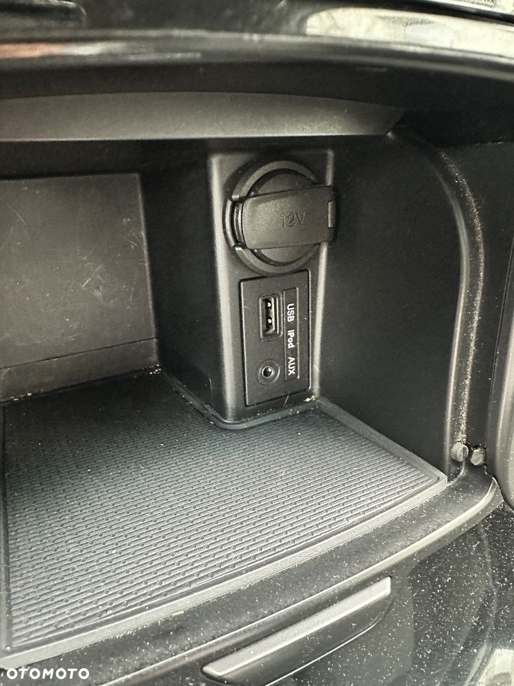 Hyundai i40 Kombi 1.7 CRDi Premium - 38
