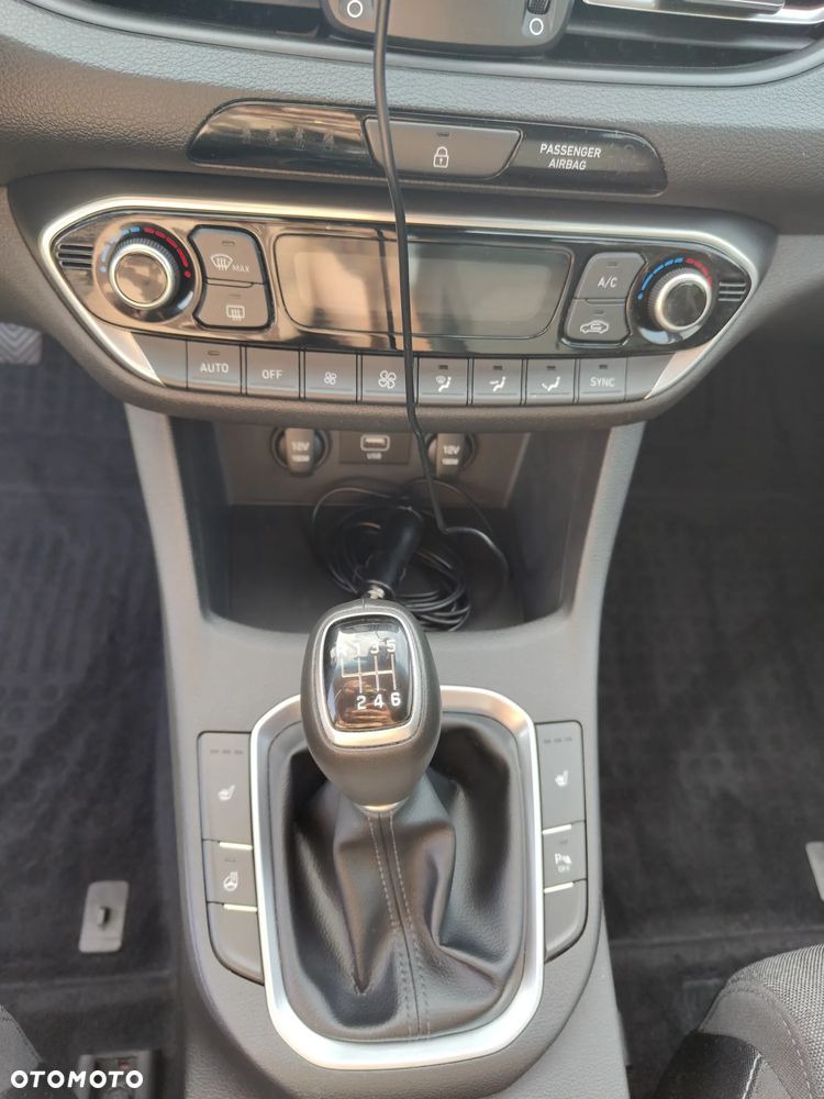 Hyundai i30 - 35