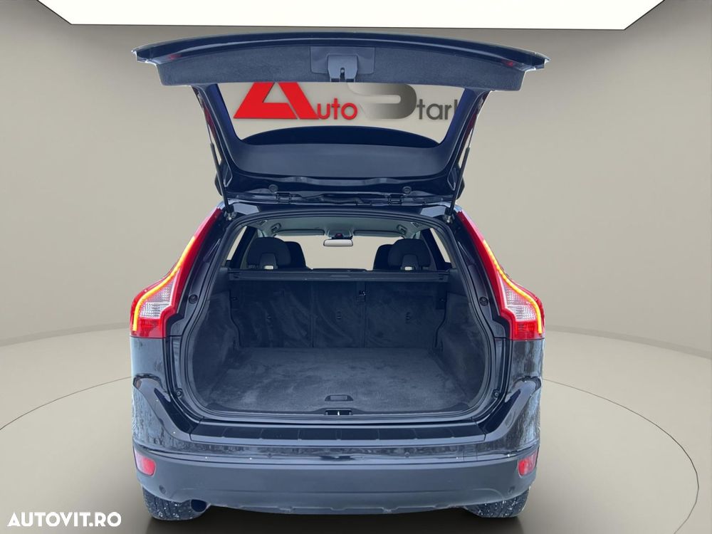 Volvo XC 60 DRIVe Momentum - 36