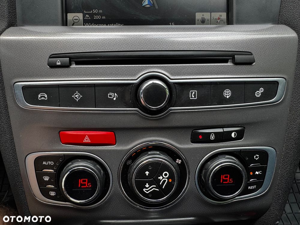Citroën C4 e-HDi 115 ETG6 Exclusive - 12