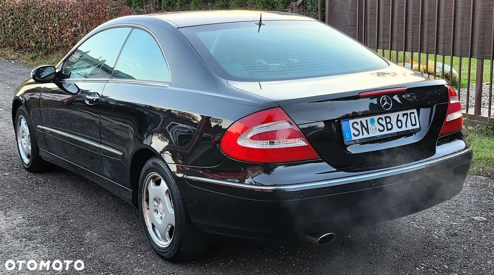 Mercedes-Benz CLK - 4