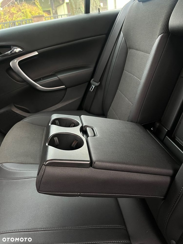 Opel Insignia 2.0 CDTI Edition - 10