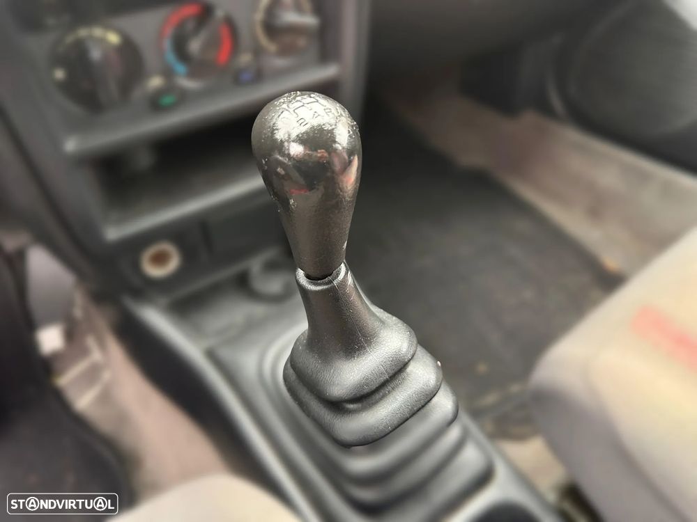 NISSAN Almera I Hatchback (N15) 1.4 Gasolina 87 cv  64 kW 1995 - 2000 GA14DE para peças - 9