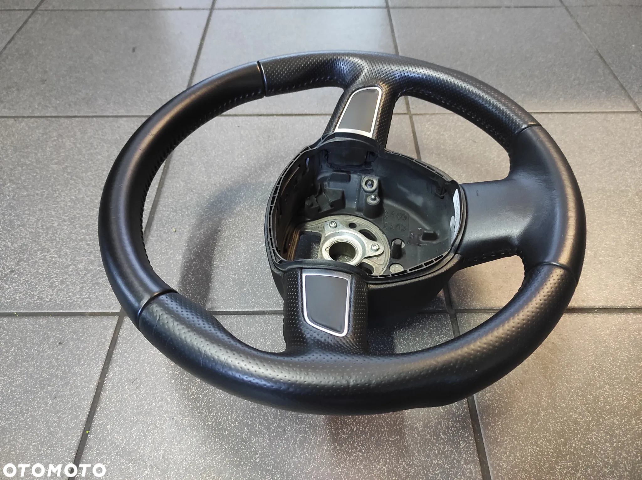 KIEROWNICA 3 RAMIENNA SKÓRZANA SKÓRA S LINE PIKOWANA ..Q.. AUDI A3 8P A4 B6 B7 A5 8T A6 C6 Q5 8R Q7 4L WYSYŁKA !!!!! - 4