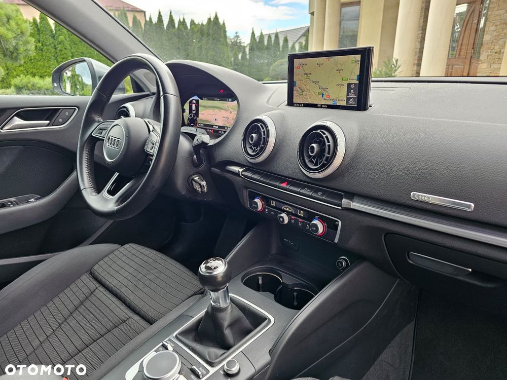 Audi A3 Sportback 2.0 TDI (clean diesel) S line Sportpaket - 39