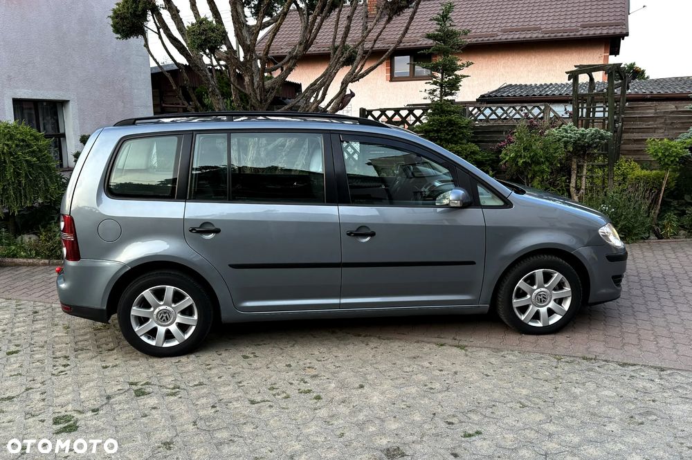 Volkswagen Touran 1.9 TDI Conceptline - 39