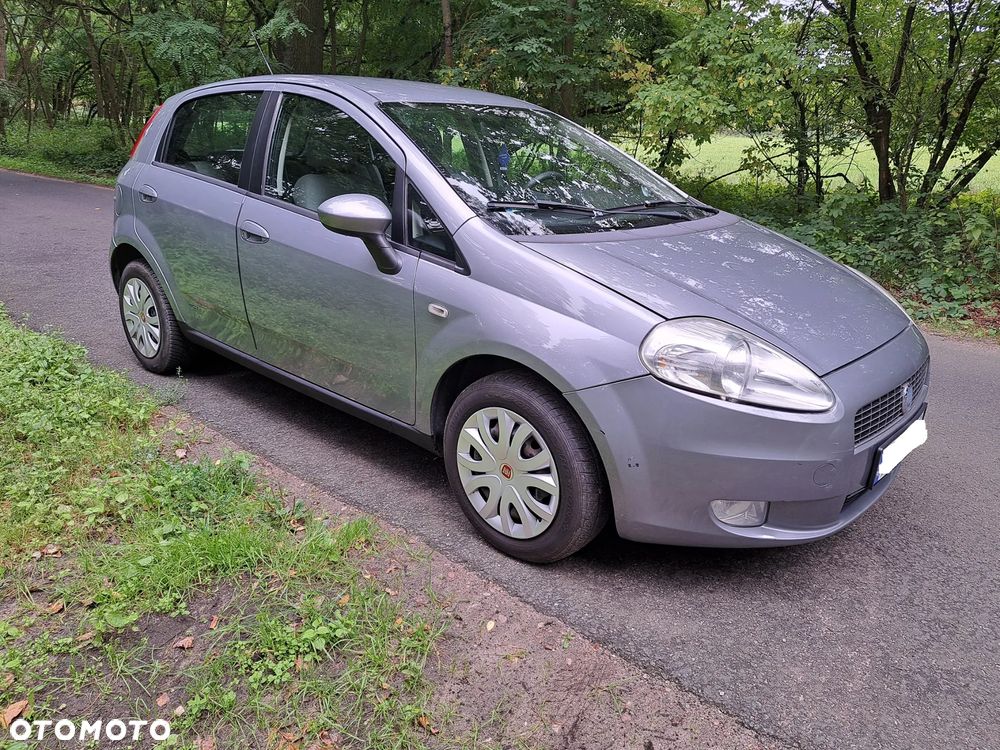 Fiat Grande Punto - 5