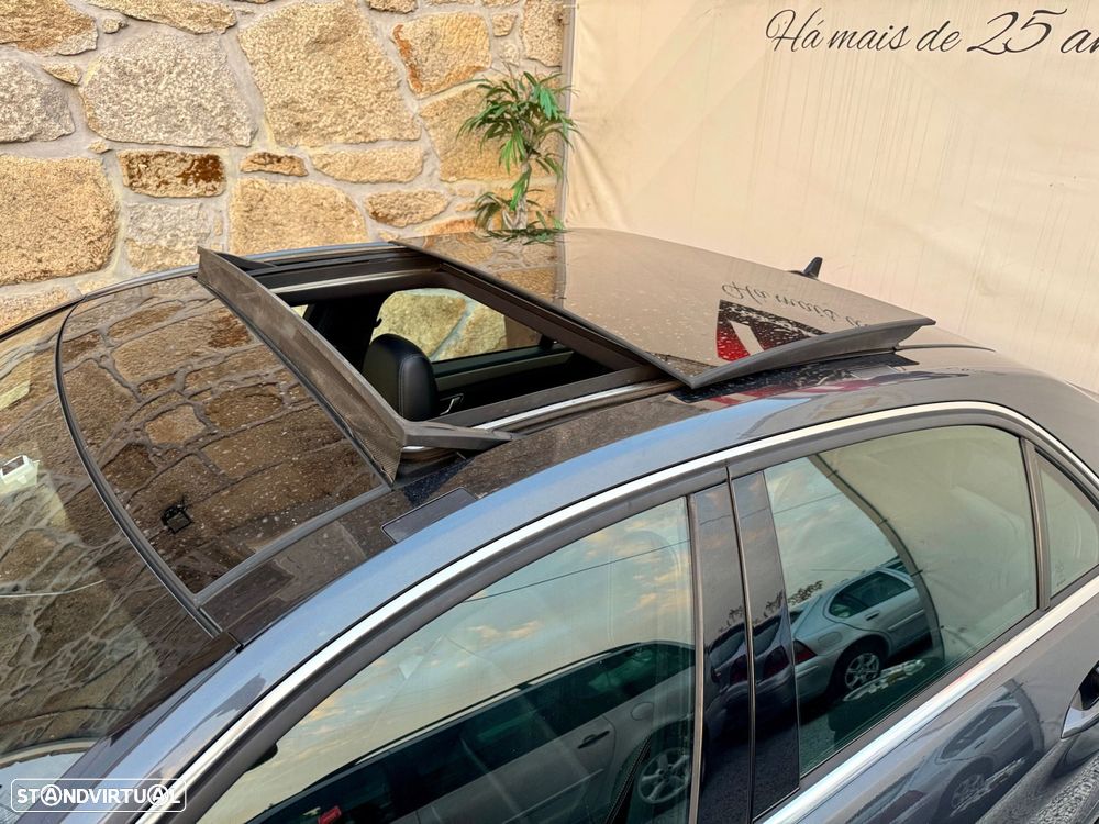 Mercedes-Benz E 300 - 26