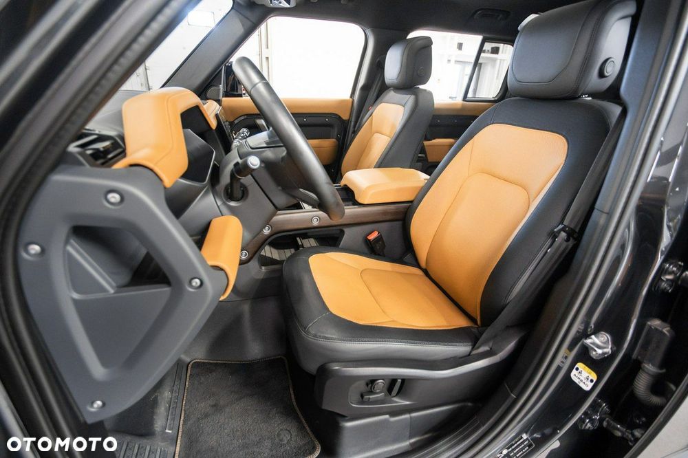 Land Rover Defender - 19