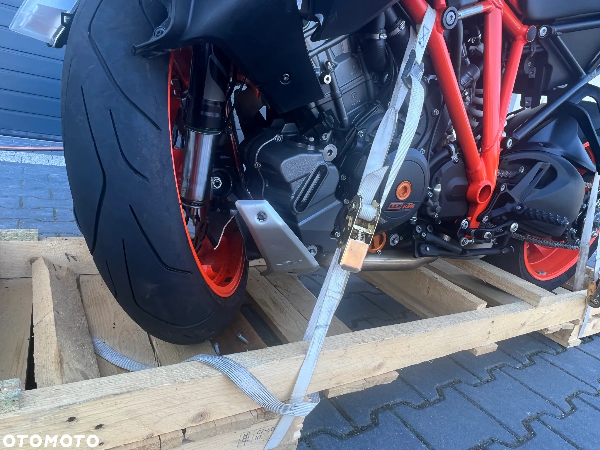 KTM Duke - 13