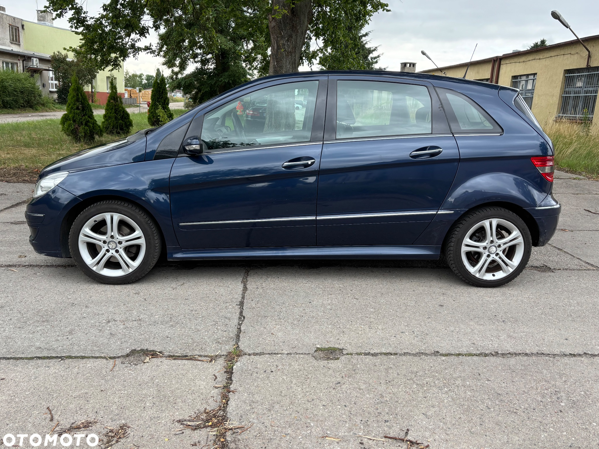 Mercedes-Benz Klasa B 180 CDI Autotronic Special Edition - 3