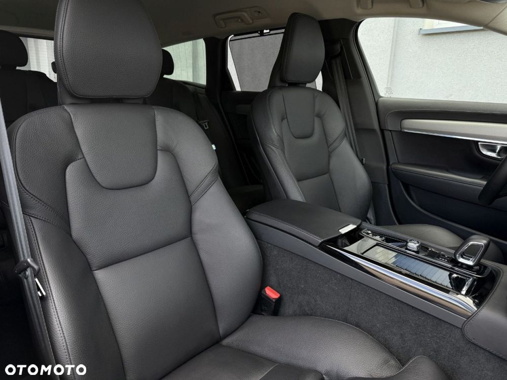 Volvo V90 T8 AWD Plug-In Hybrid Plus Bright - 28