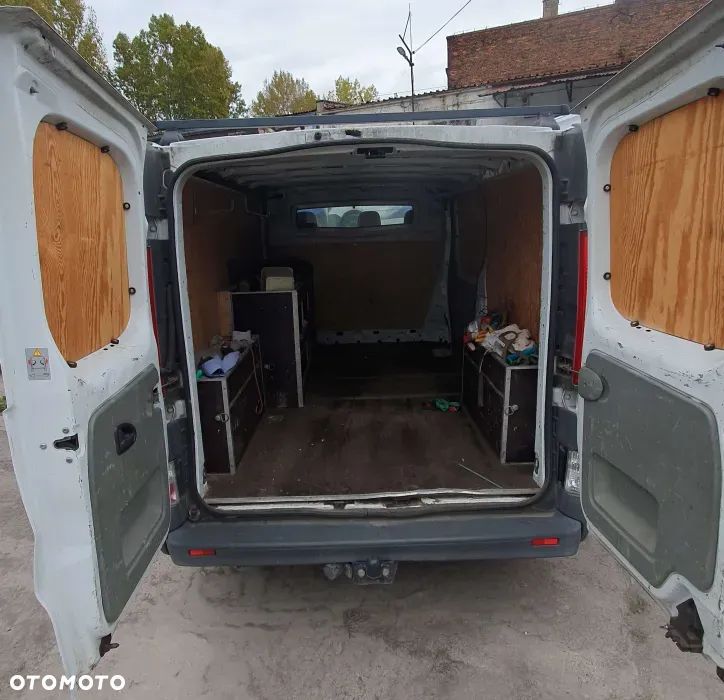 Renault TRAFIC - 6