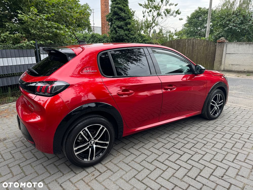 Peugeot 208 PureTech 100 EAT8 GT - 8