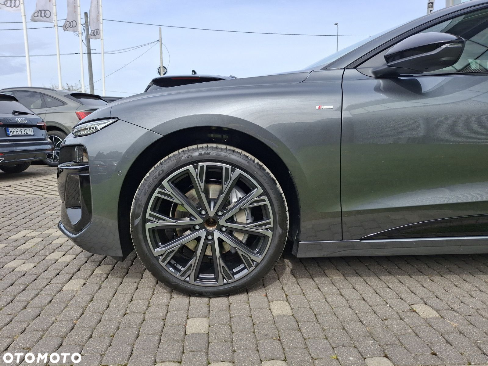Audi A6 Sportback e-tron - 4
