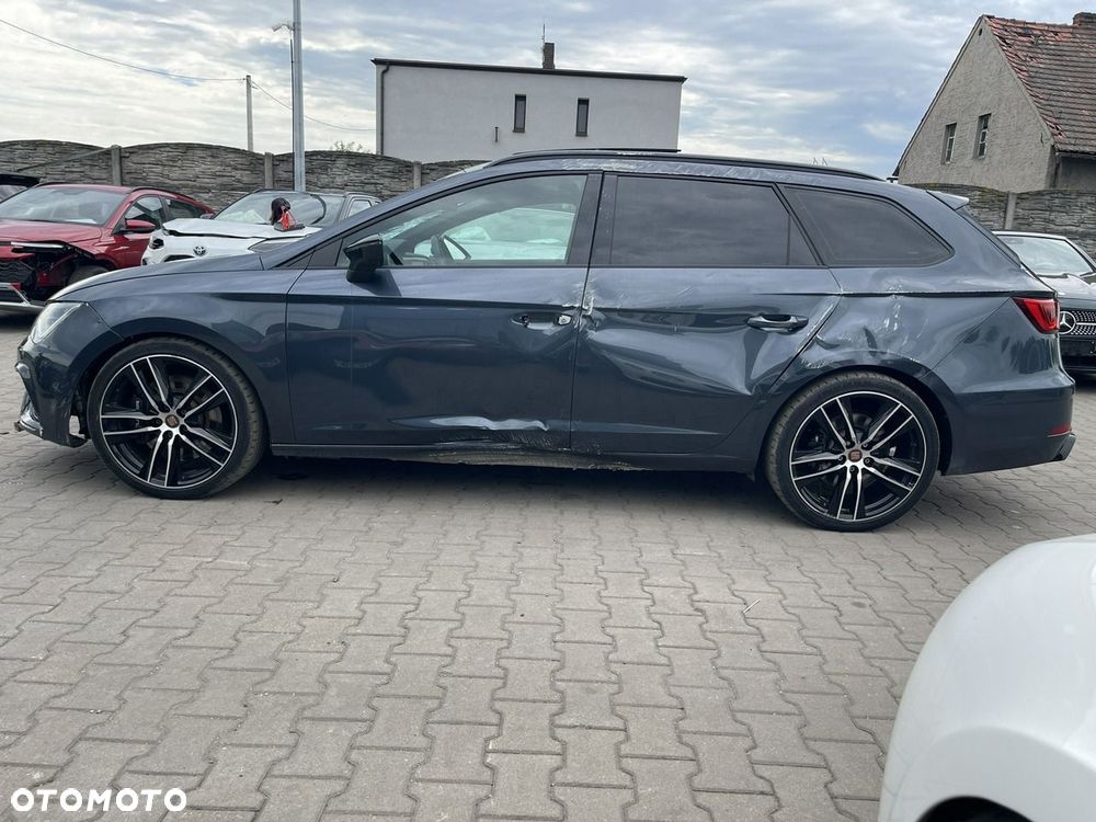 Seat Leon Sportstourer 2.0 TSI 4Drive OPF DSG Cupra - 6