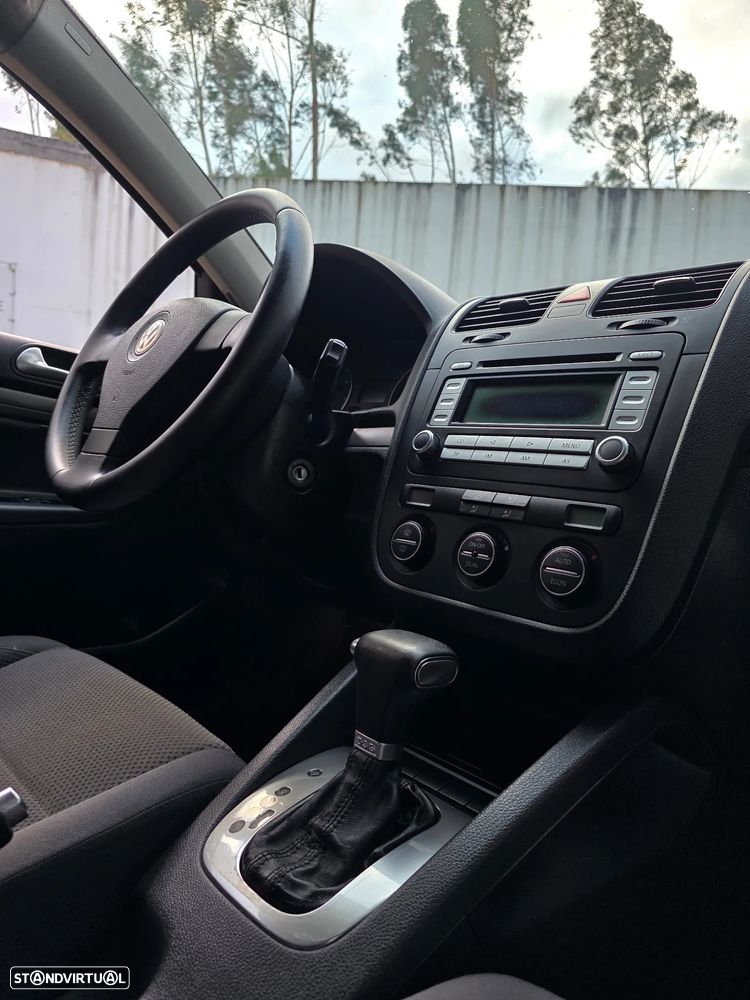 VW Golf 1.9 TDi GT Sport DSG - 41