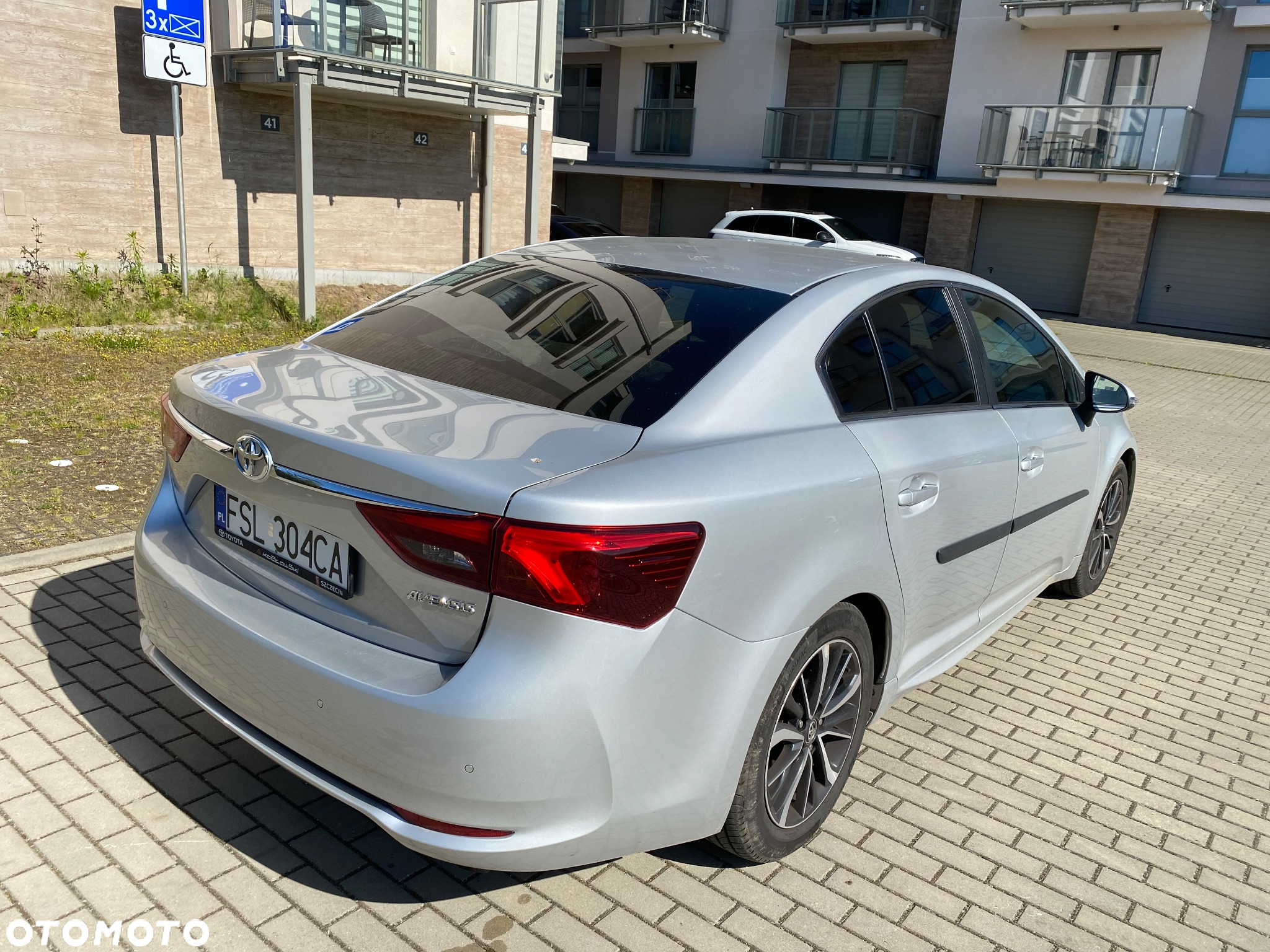 Toyota Avensis 1.8 Prestige - 3