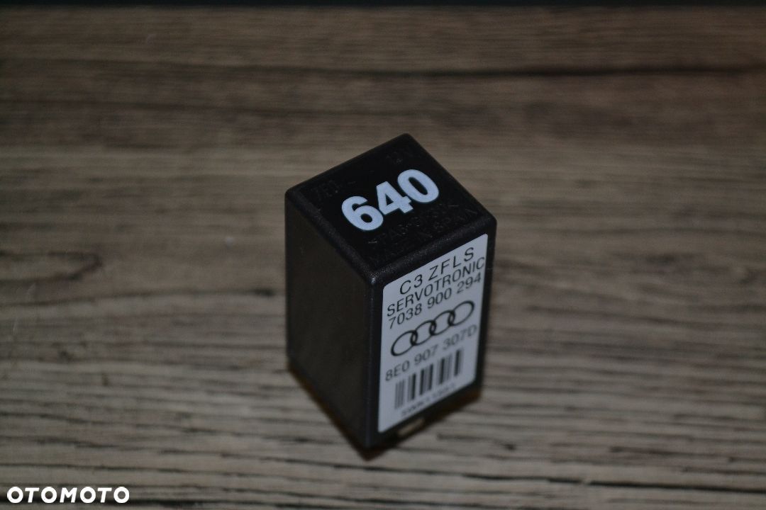 AUDI A4 B6 B7 PRZEKAŹNIK WSPOMAGANIA SERVOTRONIC 8E0907307D 640 - 1
