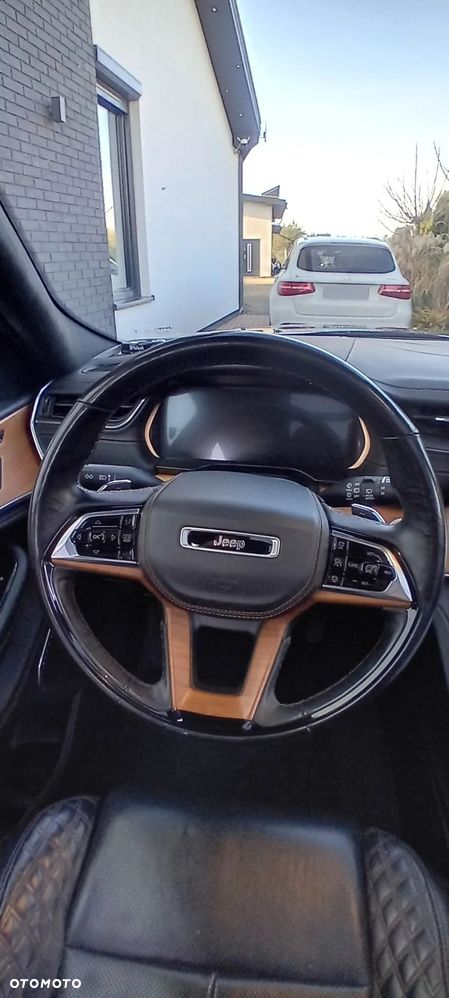 Jeep Grand Cherokee 3.6 V6 Summit - 26