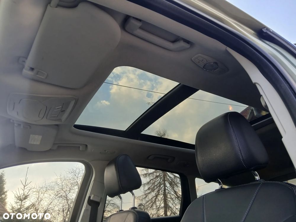 Ford Kuga 2.0 TDCi 4x4 Titanium - 21