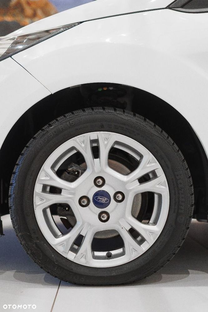 Ford Fiesta - 22
