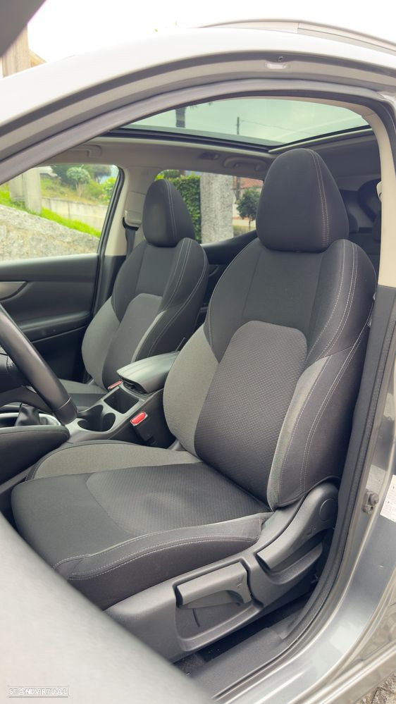 Nissan Qashqai 1.5 dCi N-Connecta - 12