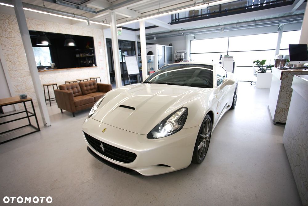 Ferrari California - 3