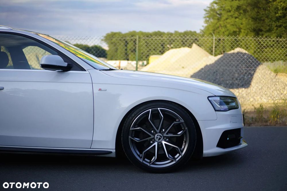 Audi A4 Avant 2.0 TDI Quattro Sport S tronic - 7