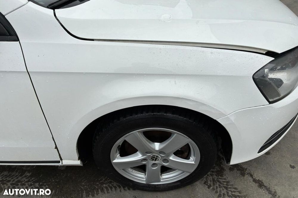 ARIPA STANGA / DREAPTA PASSAT B7 - 2