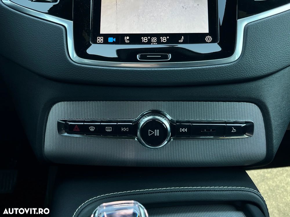 Volvo XC 90 Recharge T8 eAWD R-Design - 25